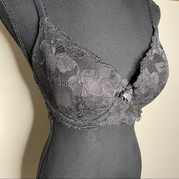 [Victoria’s Secret] Body By Victoria Lined Demi Bra - Picture 4 of 11